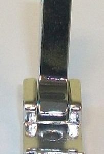 Presser Foot Double Welt Slant 1/8in – Slant shank