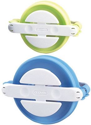 Clover Needlecraft Inc. Large Pom Pom Maker