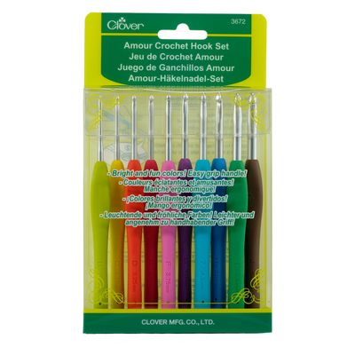 Clover Needlecraft Inc. Amour Crochet Hook Set