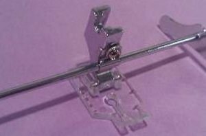 Patchwork Foot (1/4in Slant with Guide Plastic) – Slant shank